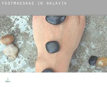 Foot massage in  Aklavik